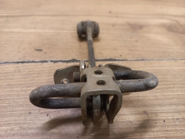 bontott OPEL CORSA C Jobb hátsó Ajtóhatároló