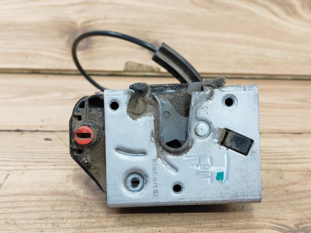 bontott OPEL CORSA C Jobb hátsó Ajtózár