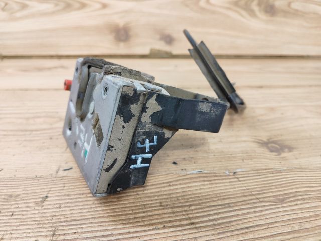 bontott OPEL CORSA C Jobb hátsó Ajtózár