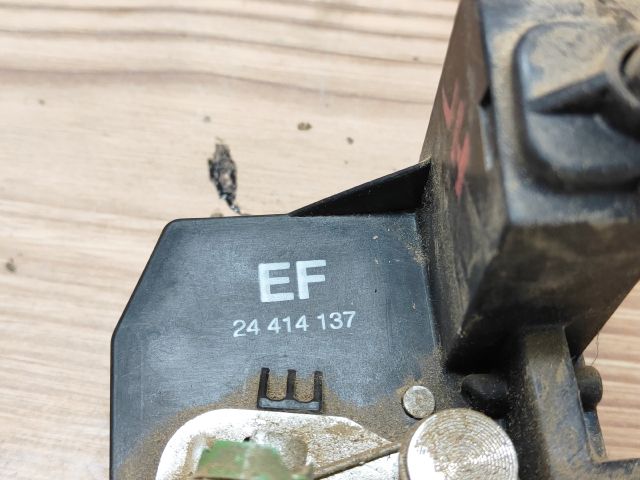 bontott OPEL CORSA C Jobb hátsó Ajtózár