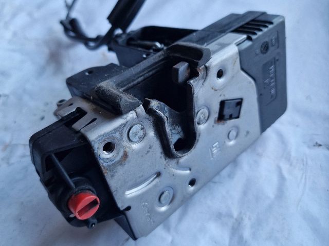 bontott OPEL CORSA C Jobb hátsó Ajtózár