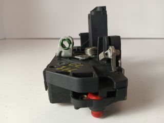 bontott OPEL CORSA C Jobb hátsó Ajtózár