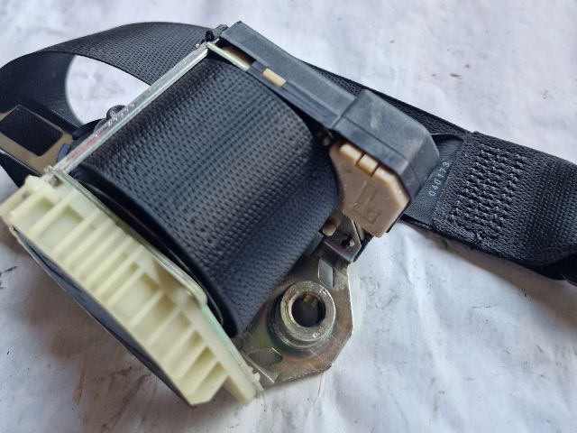 bontott OPEL CORSA C Jobb hátsó Biztonsági Öv