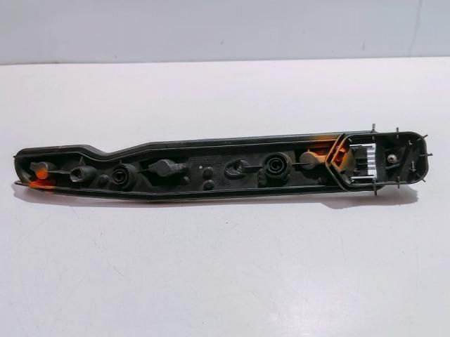 bontott OPEL CORSA C Jobb Hátsó Lámpa Foglalat