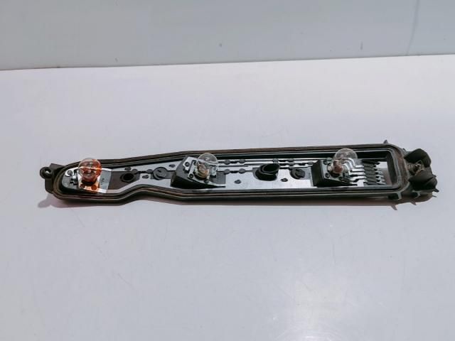 bontott OPEL CORSA C Jobb Hátsó Lámpa Foglalat