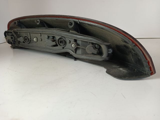 bontott OPEL CORSA C Jobb Hátsó Lámpa