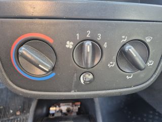 bontott OPEL CORSA C Jobb Hátsó Lámpa