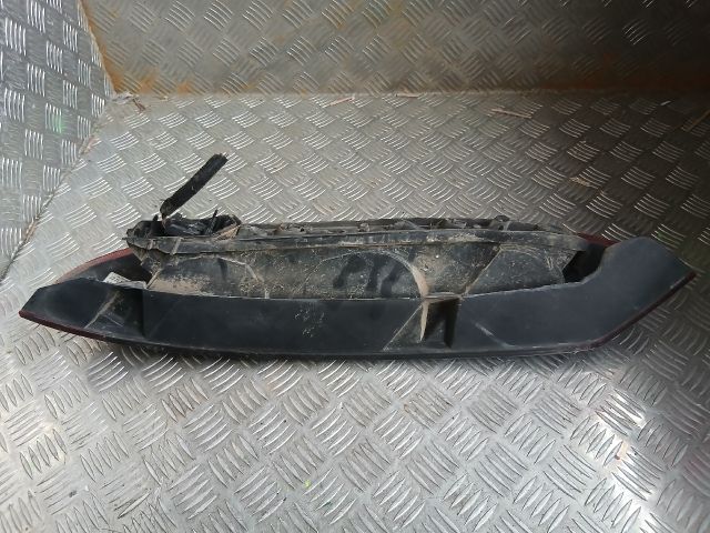 bontott OPEL CORSA C Jobb Hátsó Lámpa