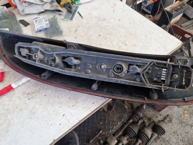 bontott OPEL CORSA C Jobb Hátsó Lámpa