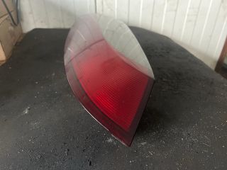 bontott OPEL CORSA C Jobb Hátsó Lámpa