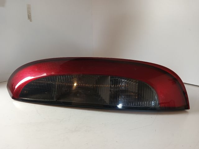 bontott OPEL CORSA C Jobb Hátsó Lámpa