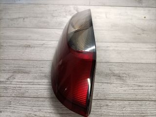 bontott OPEL CORSA C Jobb Hátsó Lámpa