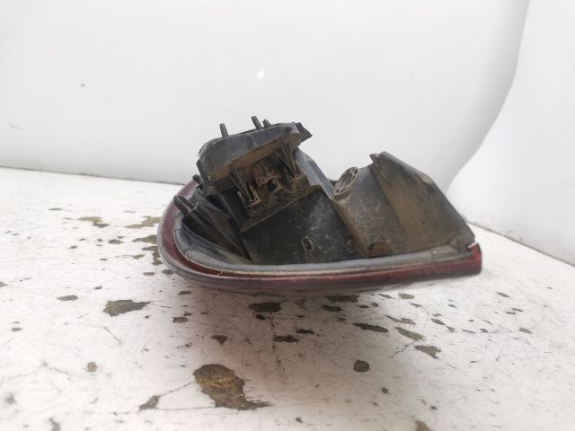 bontott OPEL CORSA C Jobb Hátsó Lámpa