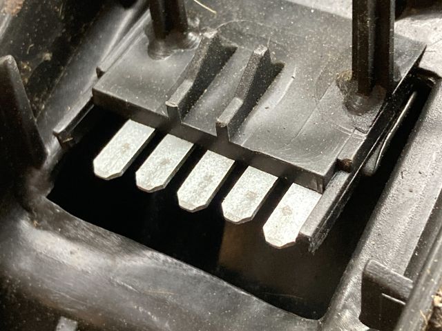 bontott OPEL CORSA C Jobb Hátsó Lámpa