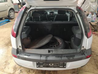 bontott OPEL CORSA C Jobb Hátsó Lámpa