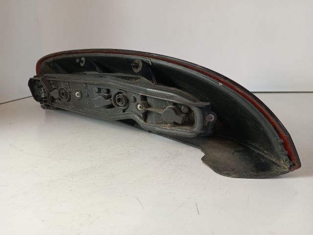 bontott OPEL CORSA C Jobb Hátsó Lámpa