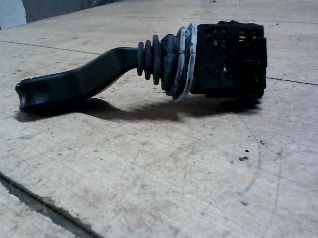 bontott OPEL CORSA C Jobb Kormánykapcsoló Ablaktörlő