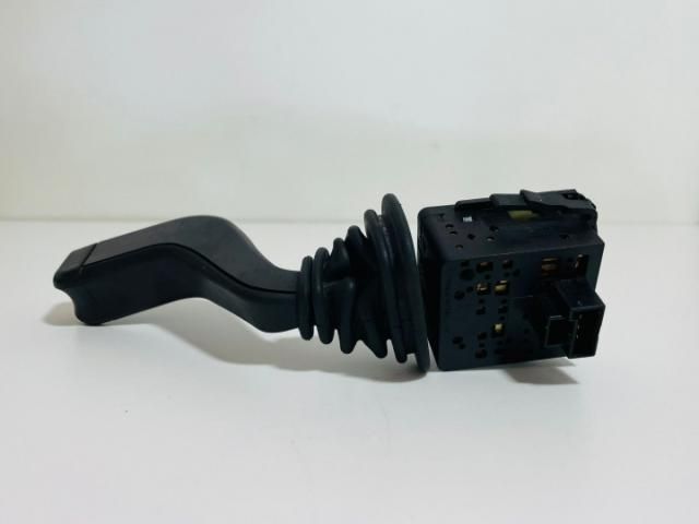 bontott OPEL CORSA C Jobb Kormánykapcsoló Ablaktörlő