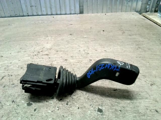 bontott OPEL CORSA C Jobb Kormánykapcsoló Ablaktörlő