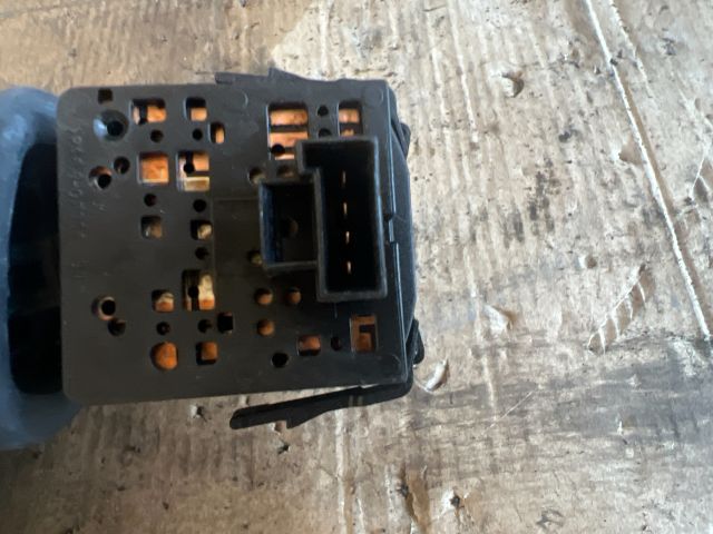 bontott OPEL CORSA C Jobb Kormánykapcsoló Ablaktörlő