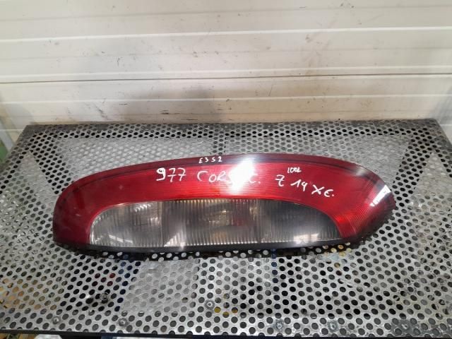 bontott OPEL CORSA C Jobb Külső Hátsó Lámpa