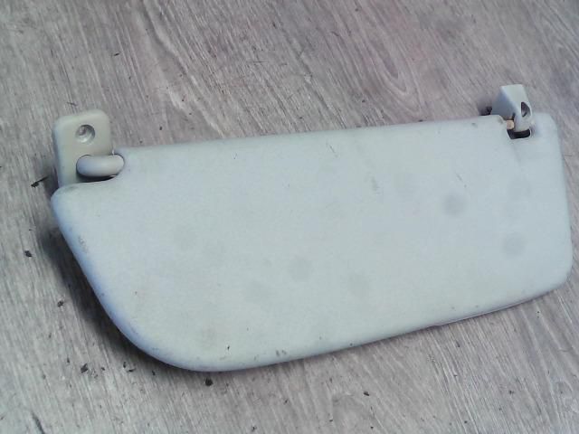 bontott OPEL CORSA C Jobb Napellenző