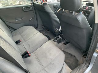 bontott OPEL CORSA C Kalaptartó