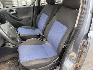 bontott OPEL CORSA C Kalaptartó