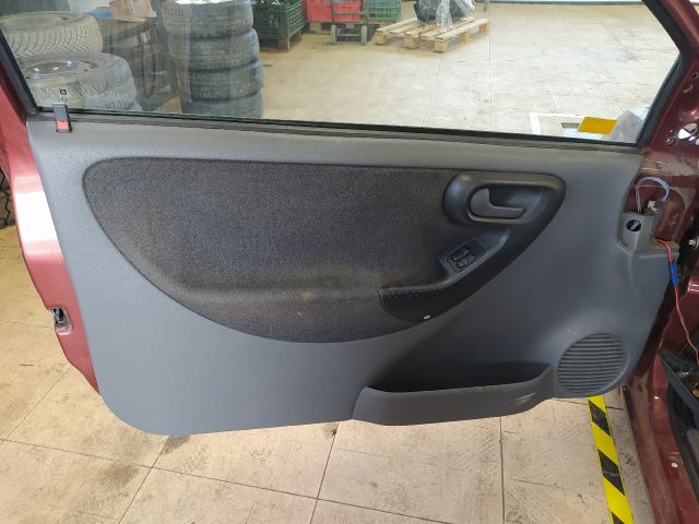 bontott OPEL CORSA C Komfort Elektronika