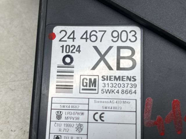 bontott OPEL CORSA C Komfort Elektronika