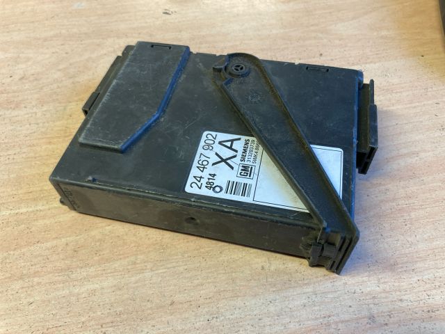 bontott OPEL CORSA C Komfort Elektronika