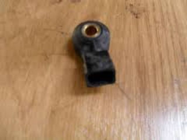 bontott OPEL CORSA C Kopogás Jeladó