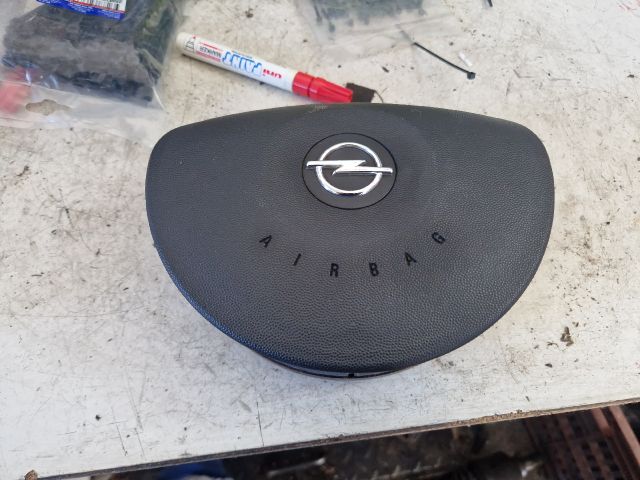 bontott OPEL CORSA C Kormánylégzsák