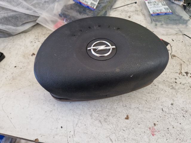 bontott OPEL CORSA C Kormánylégzsák