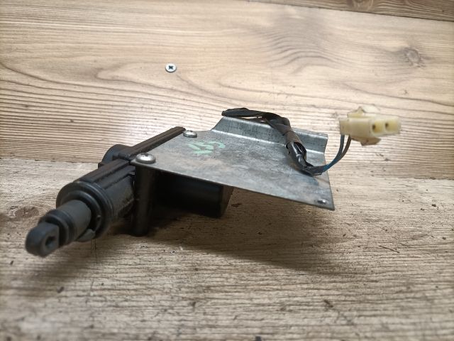 bontott OPEL CORSA C Központizár Motor Csomagtérajtó