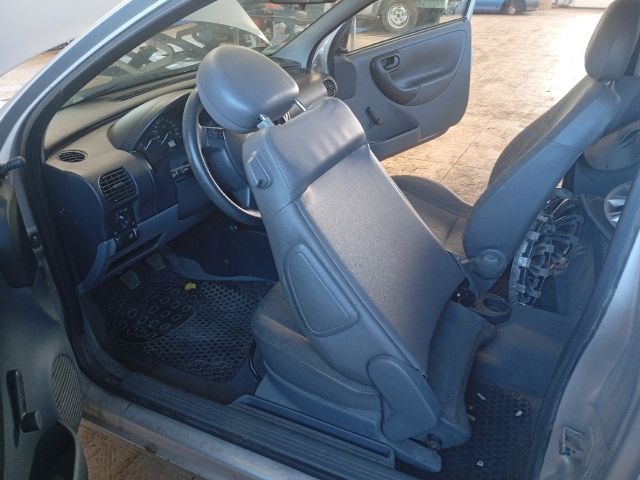 bontott OPEL CORSA C Kürt