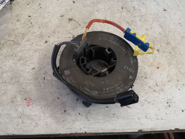 bontott OPEL CORSA C Légzsák Átvezető Szalagkábel