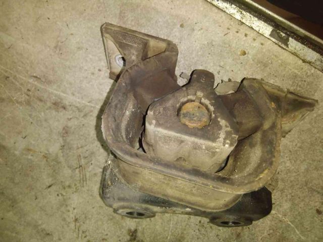 bontott OPEL CORSA C Motor Tartó Bak (Pozíciófüggetlen)