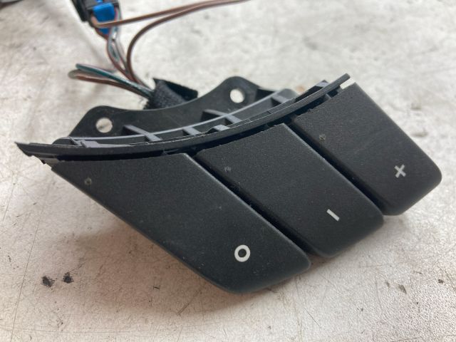 bontott OPEL CORSA C Multikormány Kapcsoló Pár