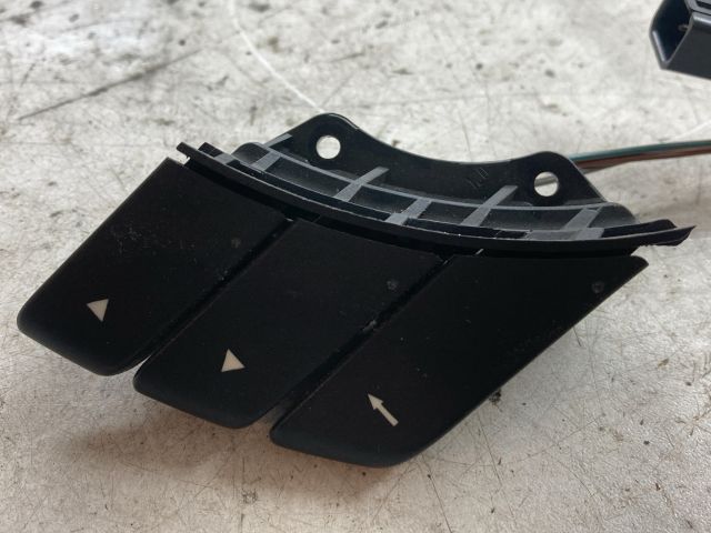 bontott OPEL CORSA C Multikormány Kapcsoló Pár