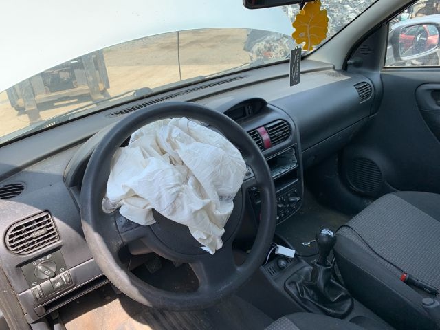 bontott OPEL CORSA C Műszerfal Héj