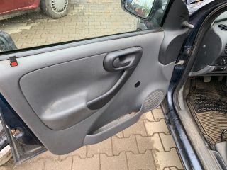 bontott OPEL CORSA C Padlószőnyeg