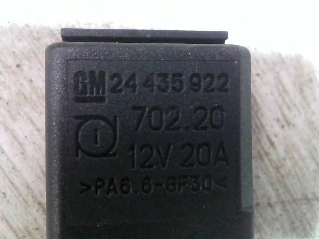 bontott OPEL CORSA C Relé