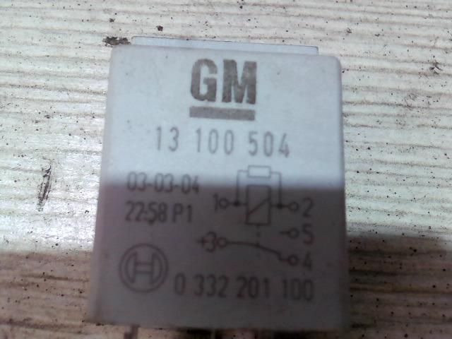 bontott OPEL CORSA C Relé