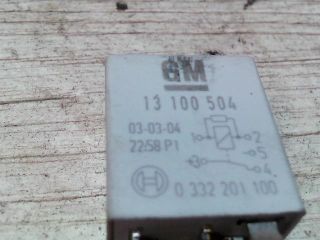 bontott OPEL CORSA C Relé