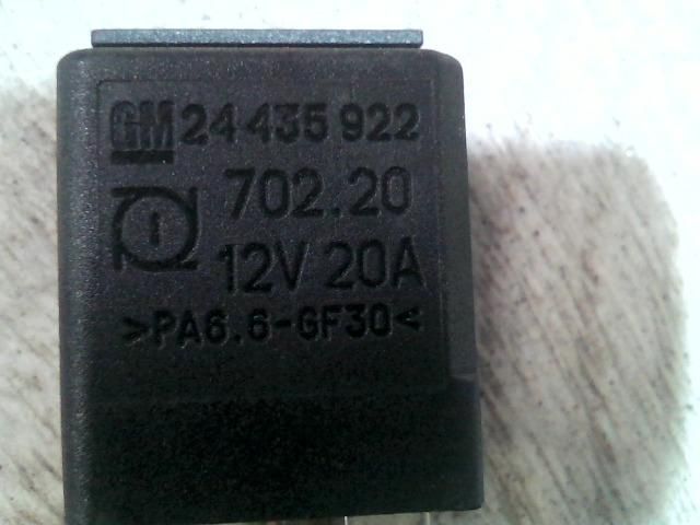 bontott OPEL CORSA C Relé