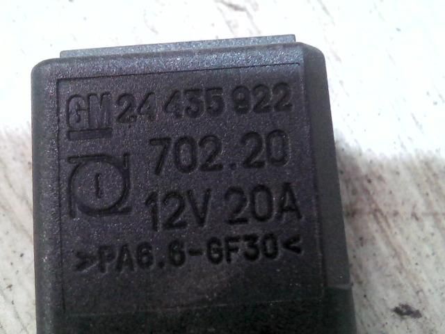 bontott OPEL CORSA C Relé