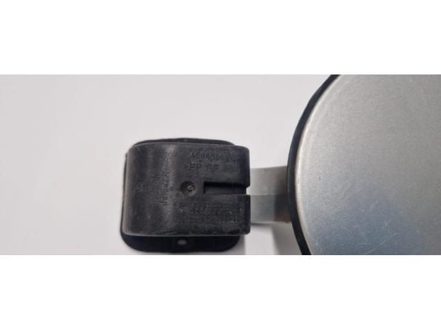 bontott OPEL CORSA C Tankajtó