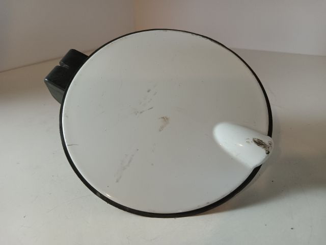 bontott OPEL CORSA C Tankajtó