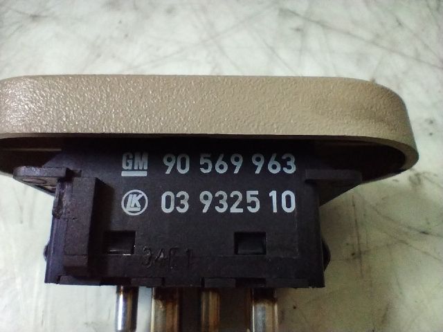 bontott OPEL CORSA C Tetőablak Kapcsoló